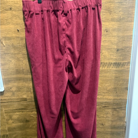 Halara Mid Rise Zipper Pocket Corduroy Casual
Pants - Picture 9 of 9